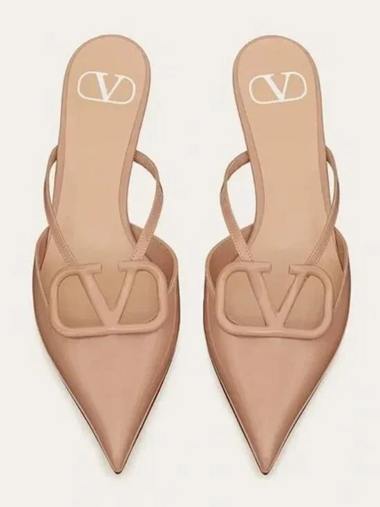 Valentino Garavani Patent Leather VLOGO Pump Heels Mule - Picture 1 of 8